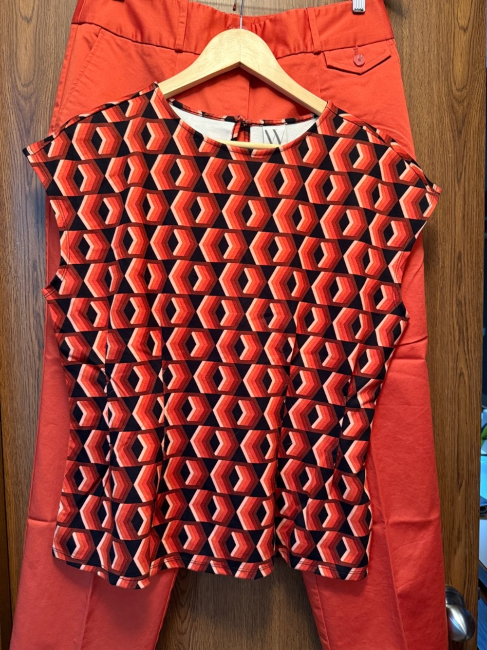 Worthington Geometric Sleeveless Top in orange and Black